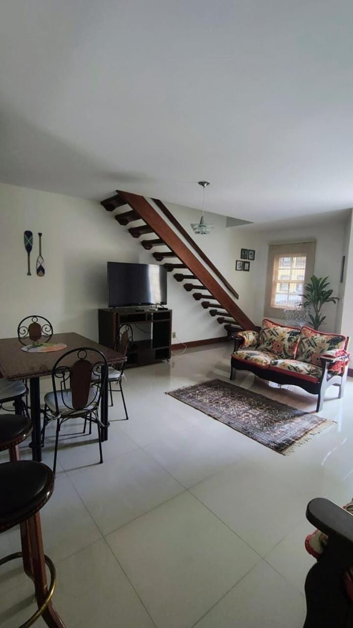 Casa de 3 quartos, pé na areia praia da Bacutia House in Guarapari