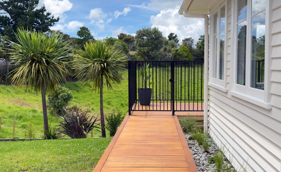 Property building, Natural landscape, Garden view