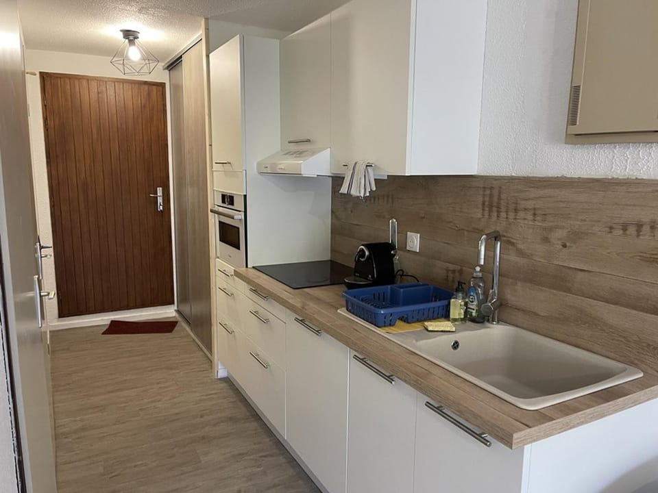 Charmant T2 Pied des Pistes, Animaux Admis - FR-1-787-141 Apartment in Auvergne-Rhône-Alpes