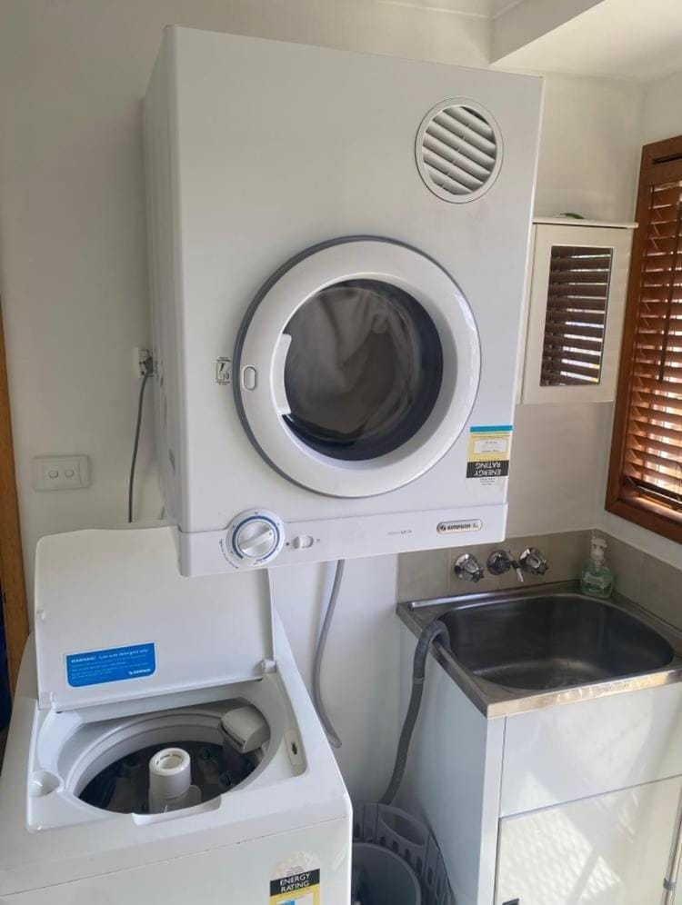 Unit in Evans Head, close to Cafes Clubs and town centre, Short walk to beaches Apartment in Evans Head