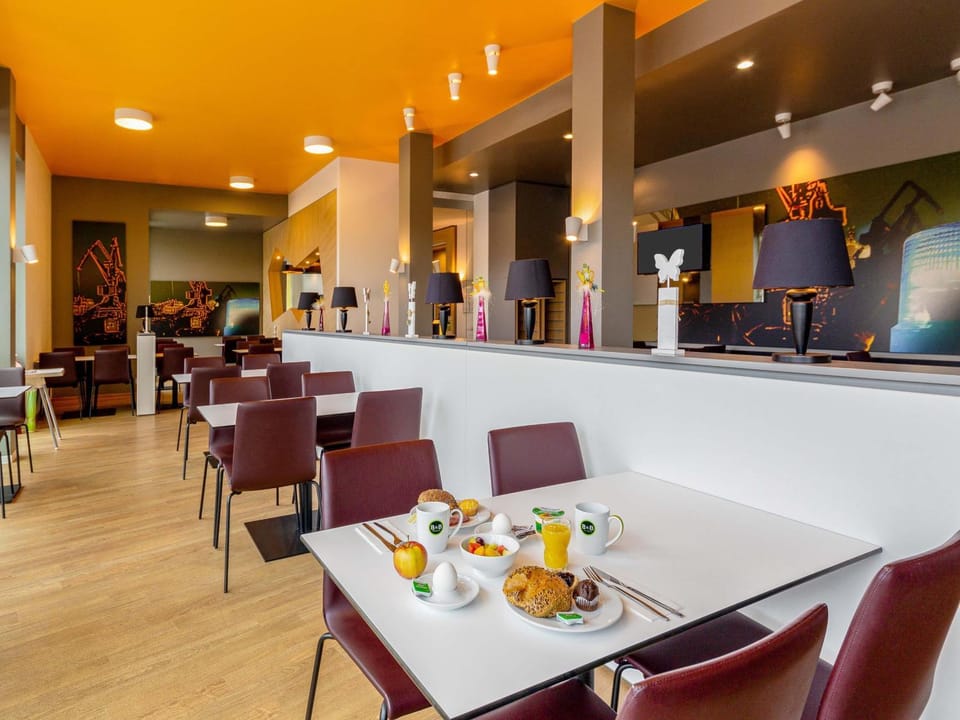 Restaurant/places to eat, Breakfast