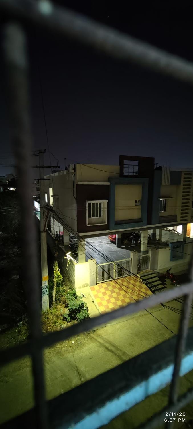 Night, Neighbourhood