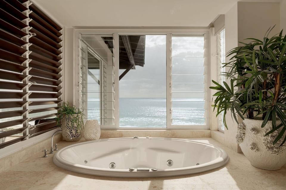 Oceanfront Retreat on Belmore House in Noosa Heads