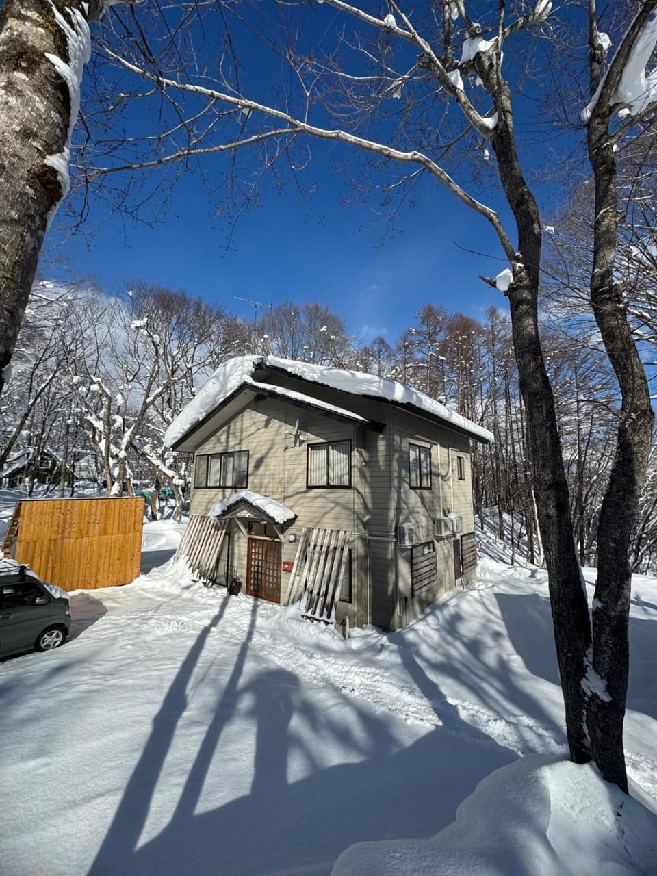 2 Peaks Snow Lodge House in Hakuba
