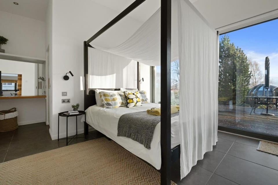 Spectacular Modern House House in Aviemore