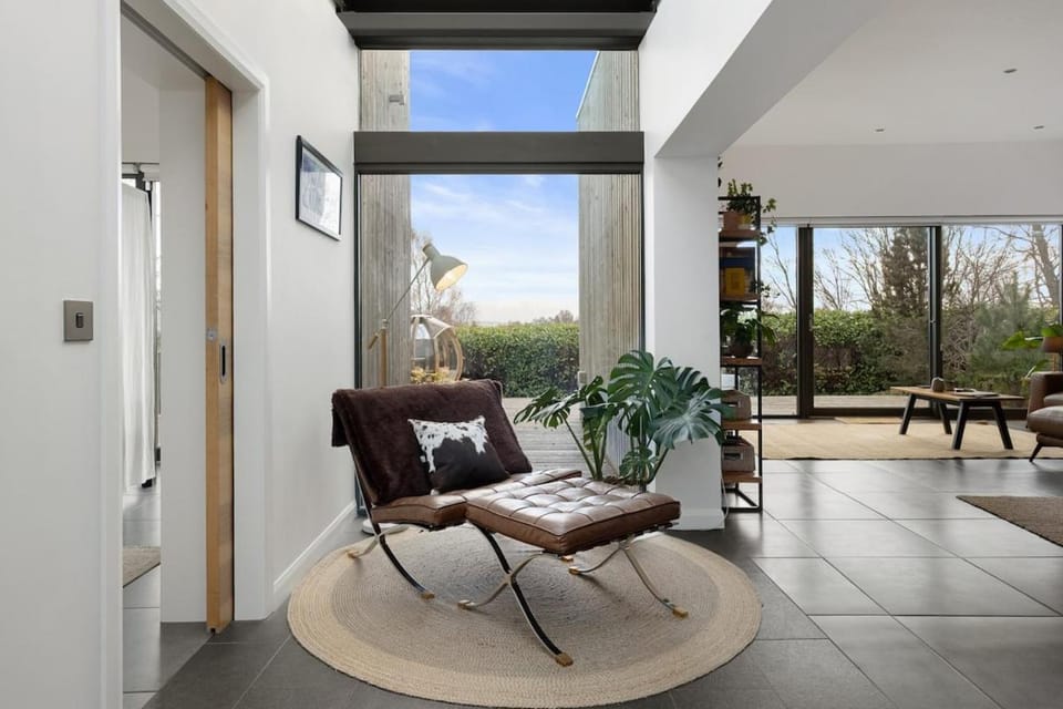 Spectacular Modern House House in Aviemore