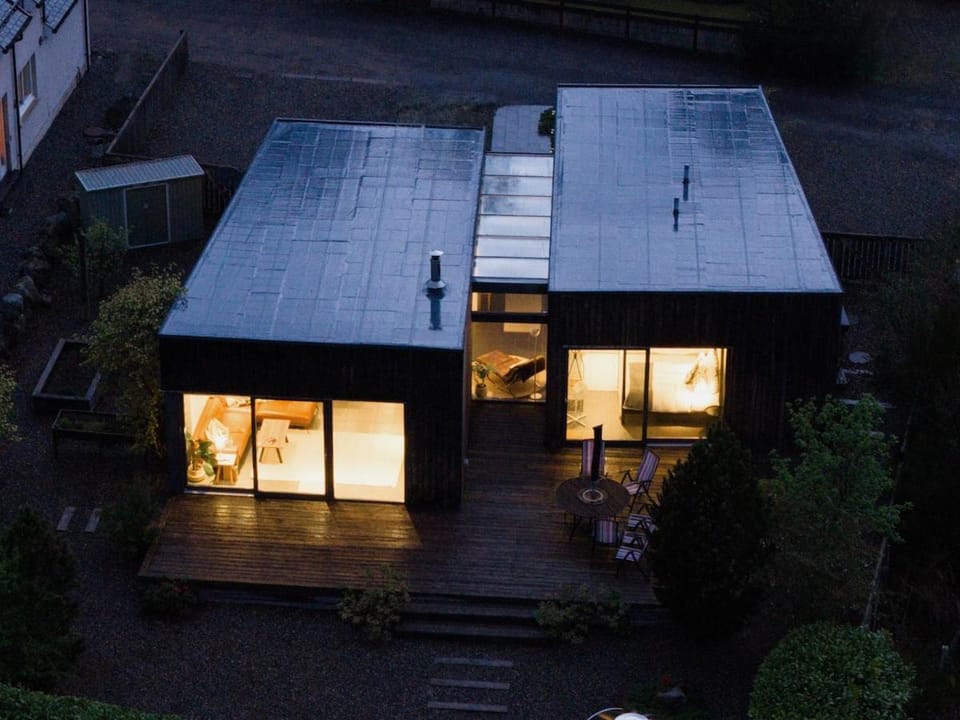 Property building, Night
