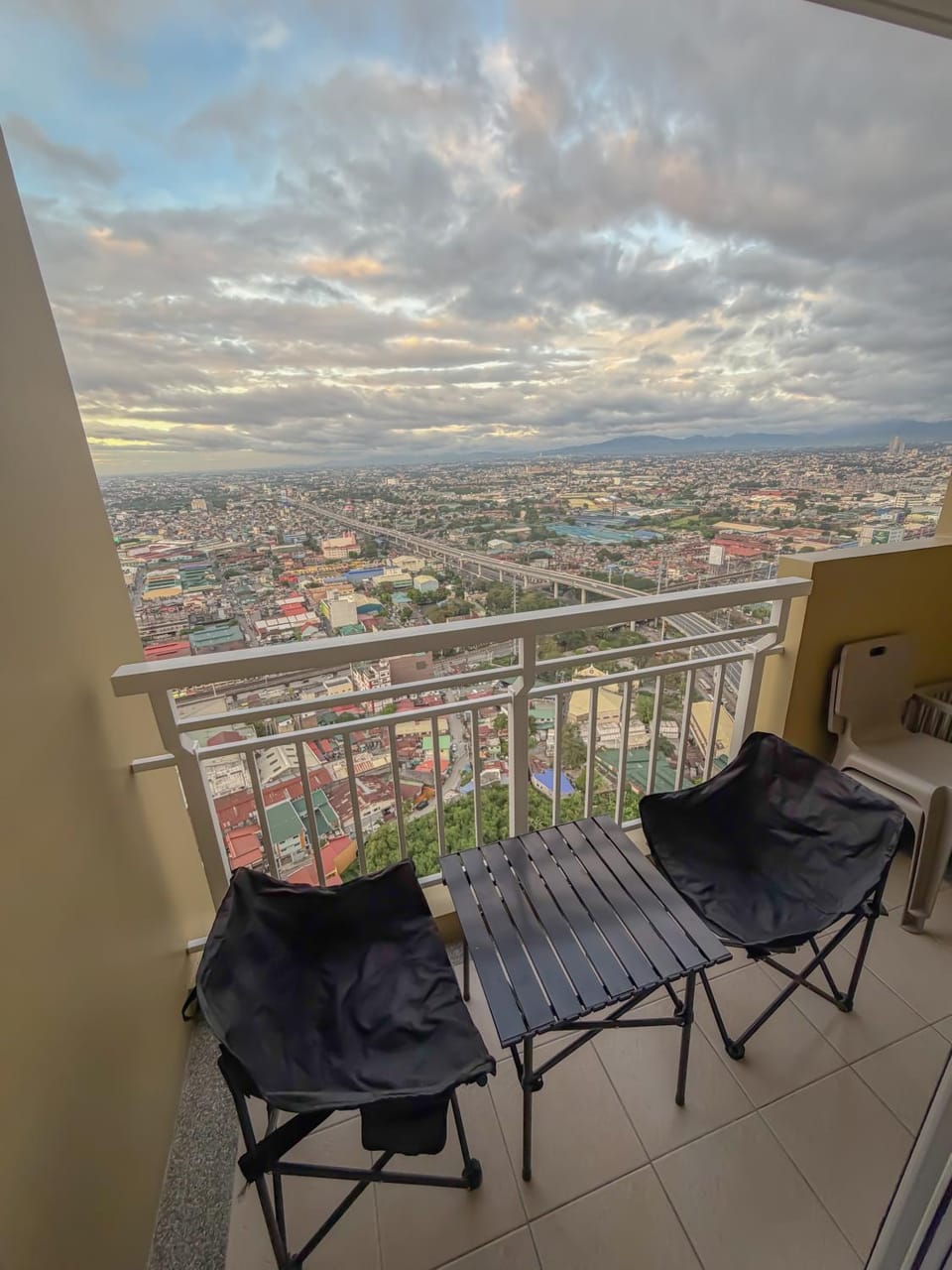 Day, View (from property/room), Balcony/Terrace, Seating area, City view
