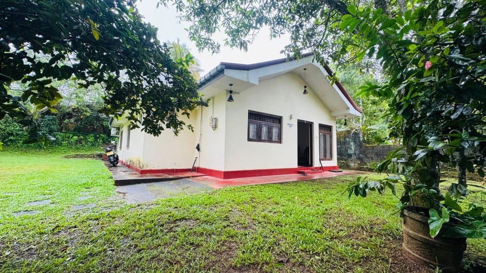 Ananda Homestay Vacation rental in Ahangama