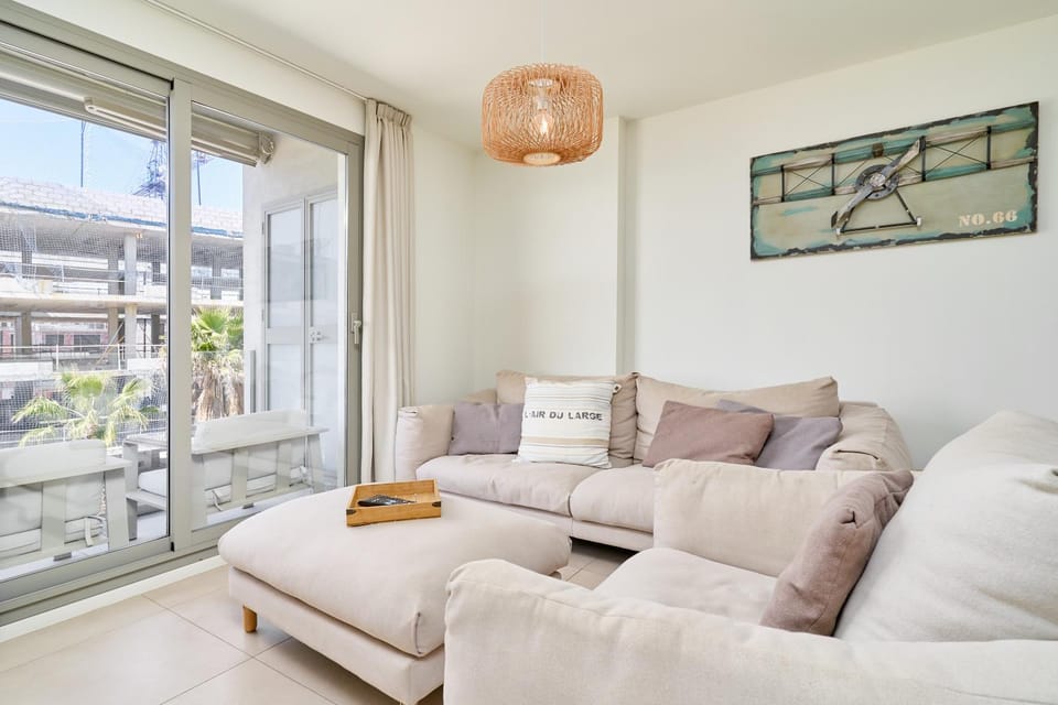 Property building, Living room