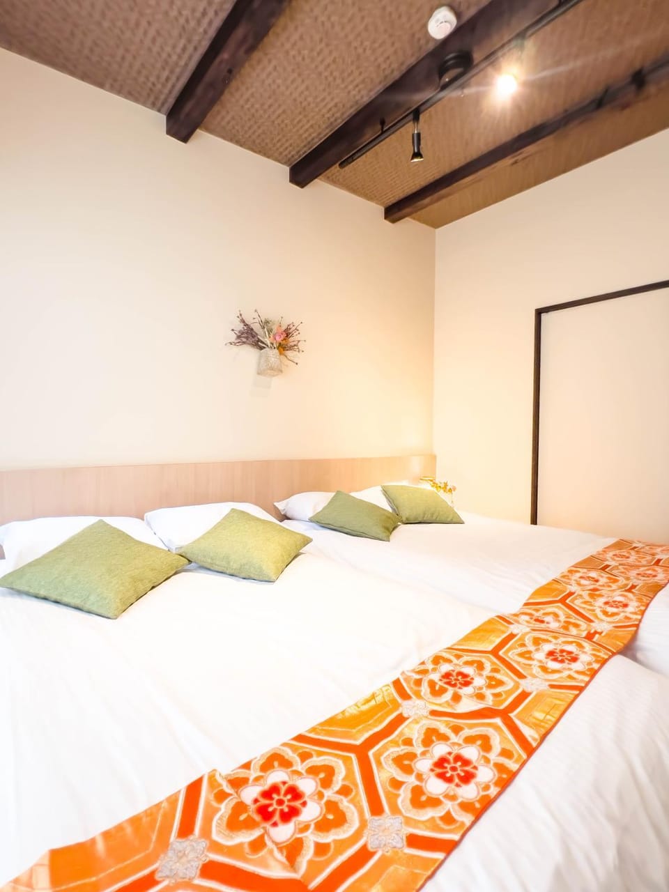 Bed, Bedroom, air conditioner