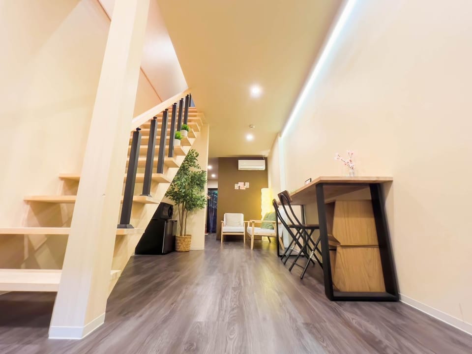 Living room, air conditioner