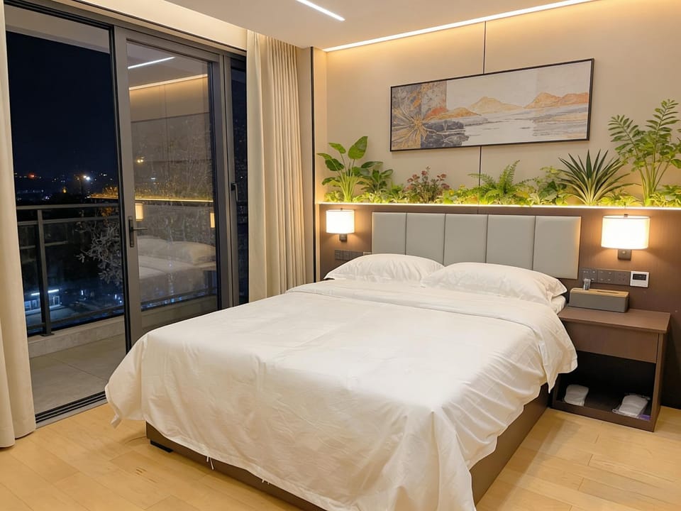 View (from property/room), Photo of the whole room