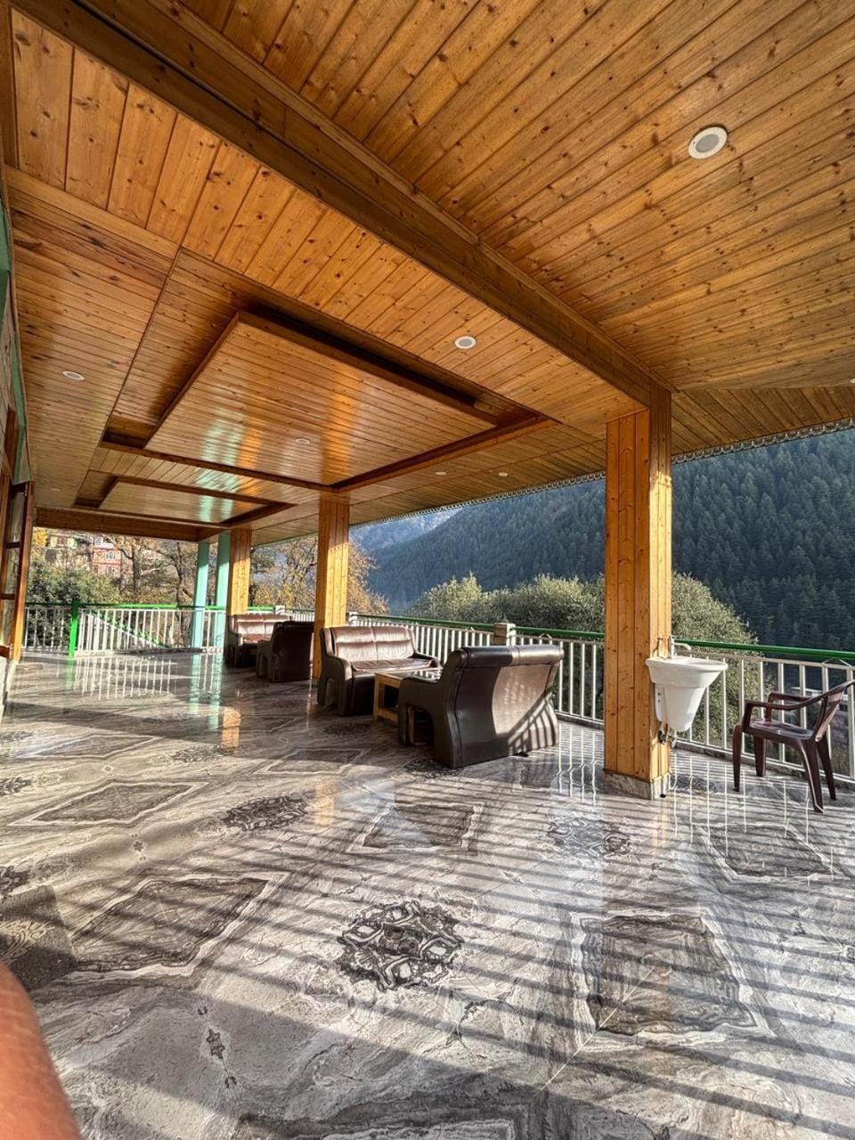 Fusion Guest House & Cafe- Chalal Bed and Breakfast in Himachal Pradesh