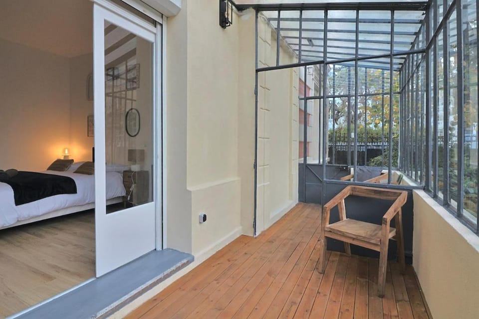 SC7 - Zen Studio - Enghien Center - Veranda - Train à 100 m Apartment in Île-de-France