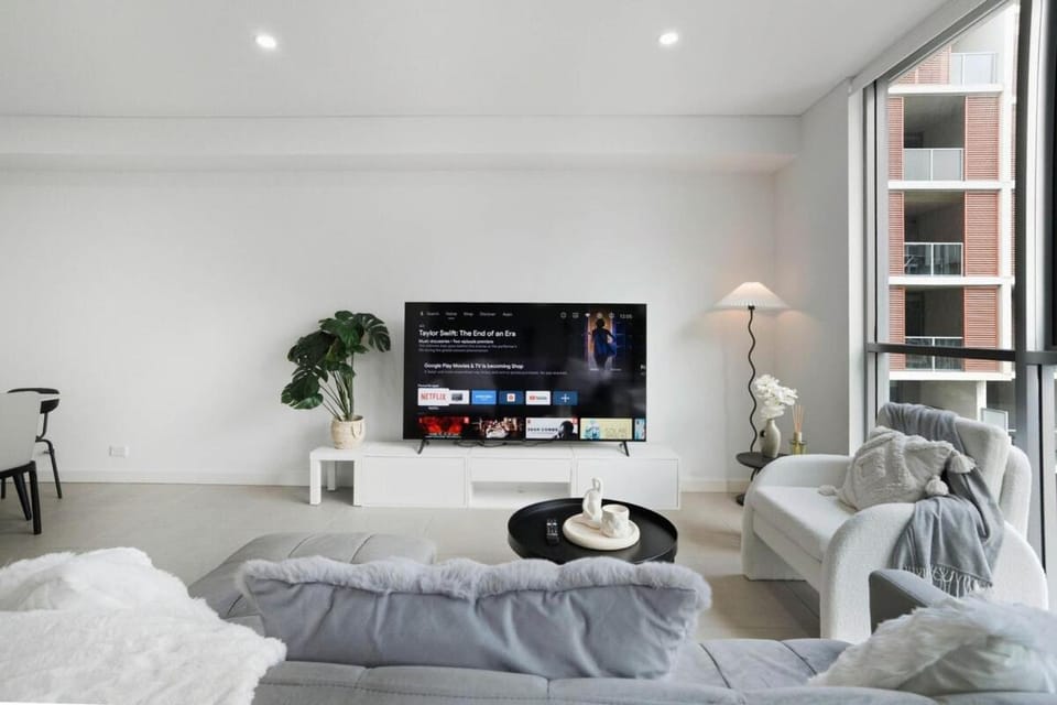 14Mascot ABNB-Style 2BR with Free Parking, 4 min to Airport Apartment in Mascot