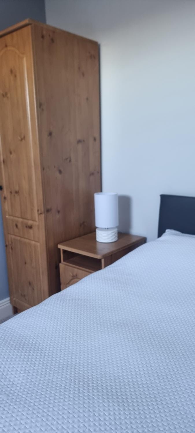 Bed, Bedroom, wardrobe