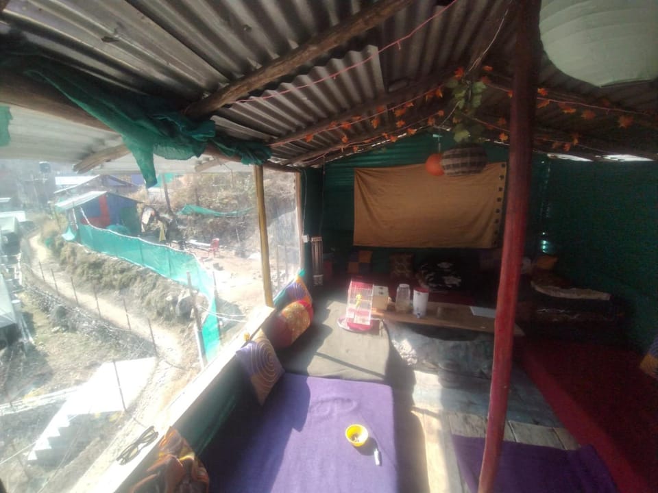 Welcome Cafe Bed and Breakfast in Himachal Pradesh