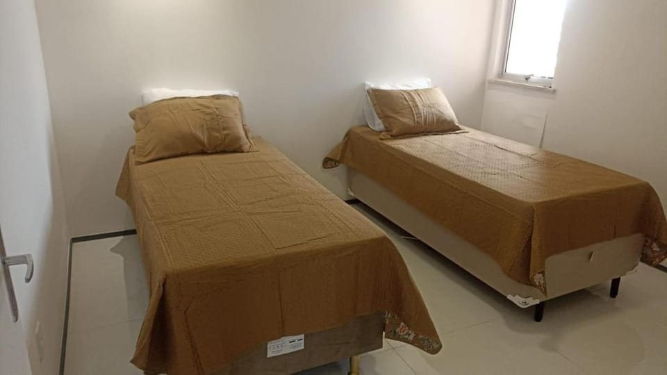 Bedroom, air conditioner