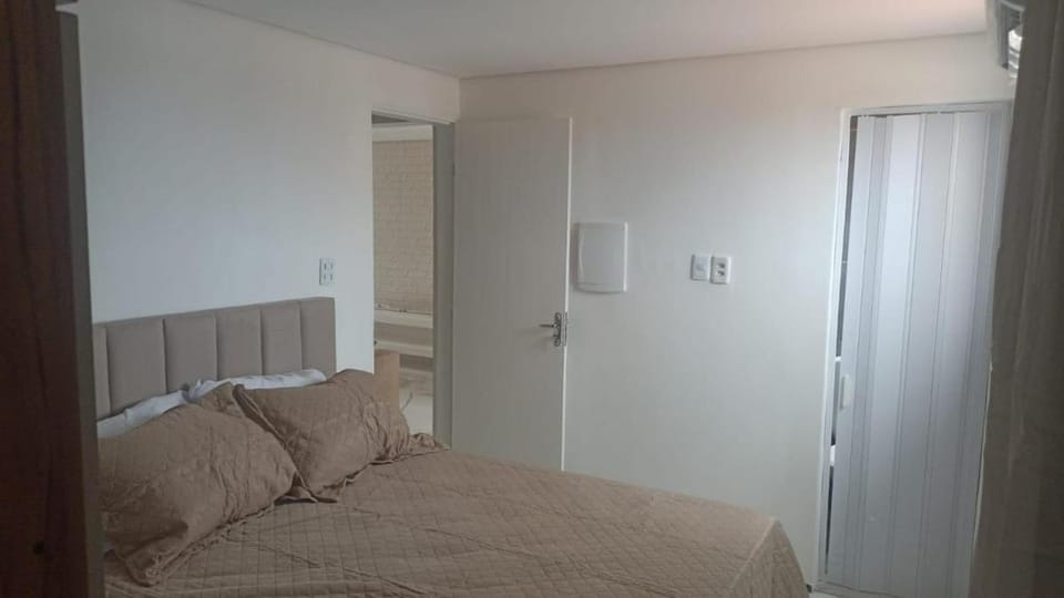 Shower, Bed, Bedroom