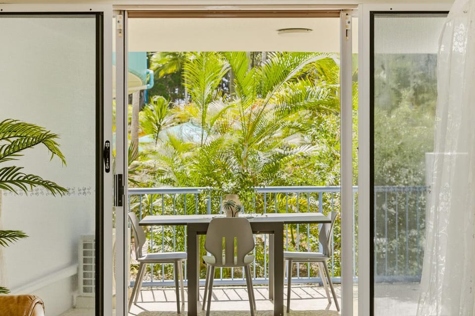 Balcony/Terrace, Garden view
