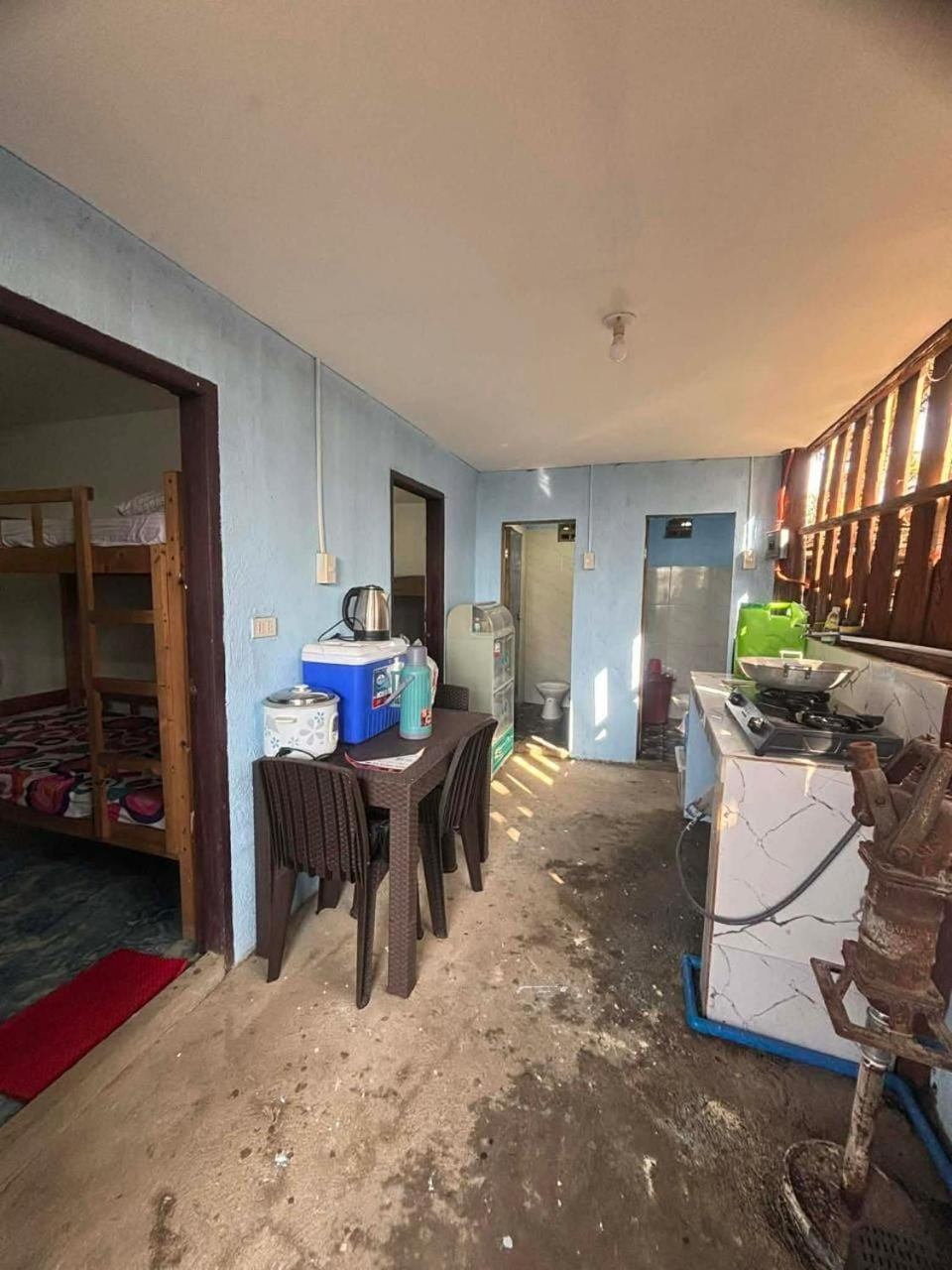 Kitchen or kitchenette, Communal kitchen, kitchen
