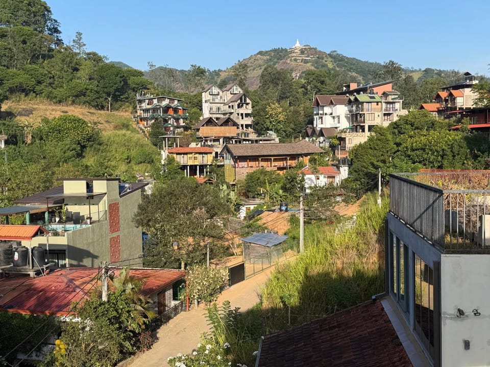 Monaara Leisure - Ella Hotel in Uva Province, Sri Lanka