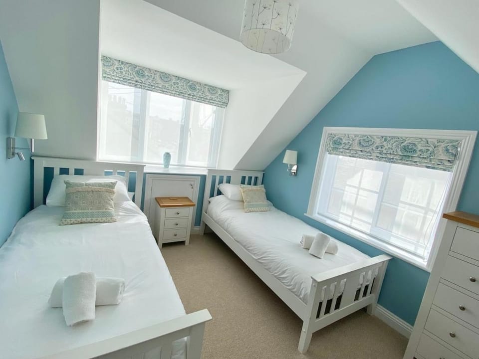 Golden Cottage - town centre luxury with parking House in Sidmouth