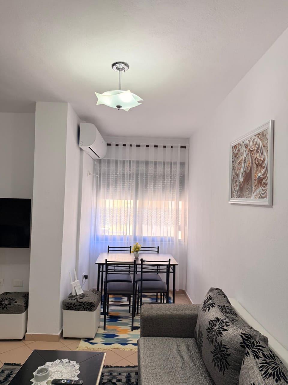 Living room, Seating area, Dining area