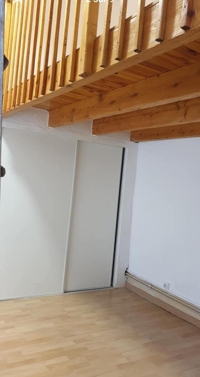 Appartement dans maison de village Apartment in Givors