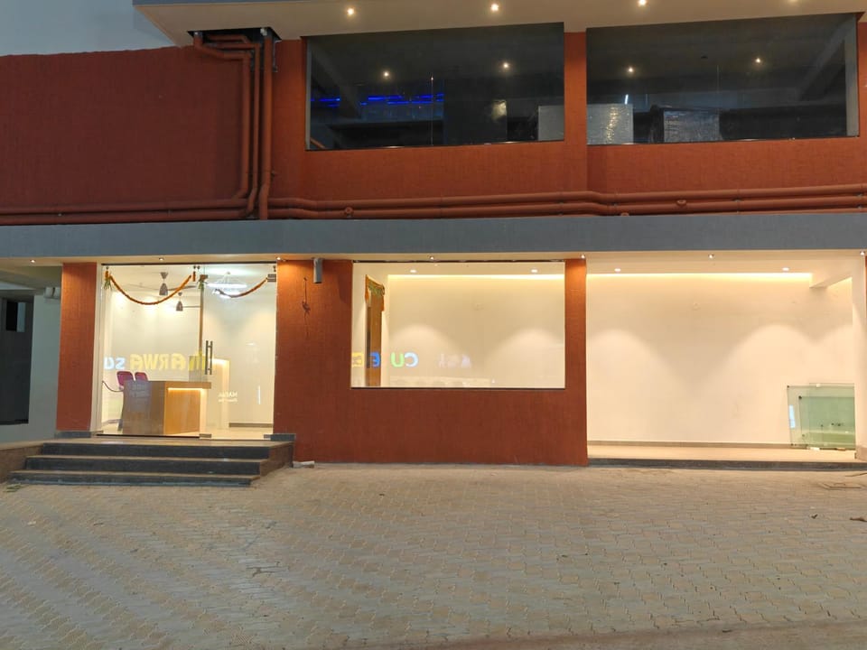 Property building, Night