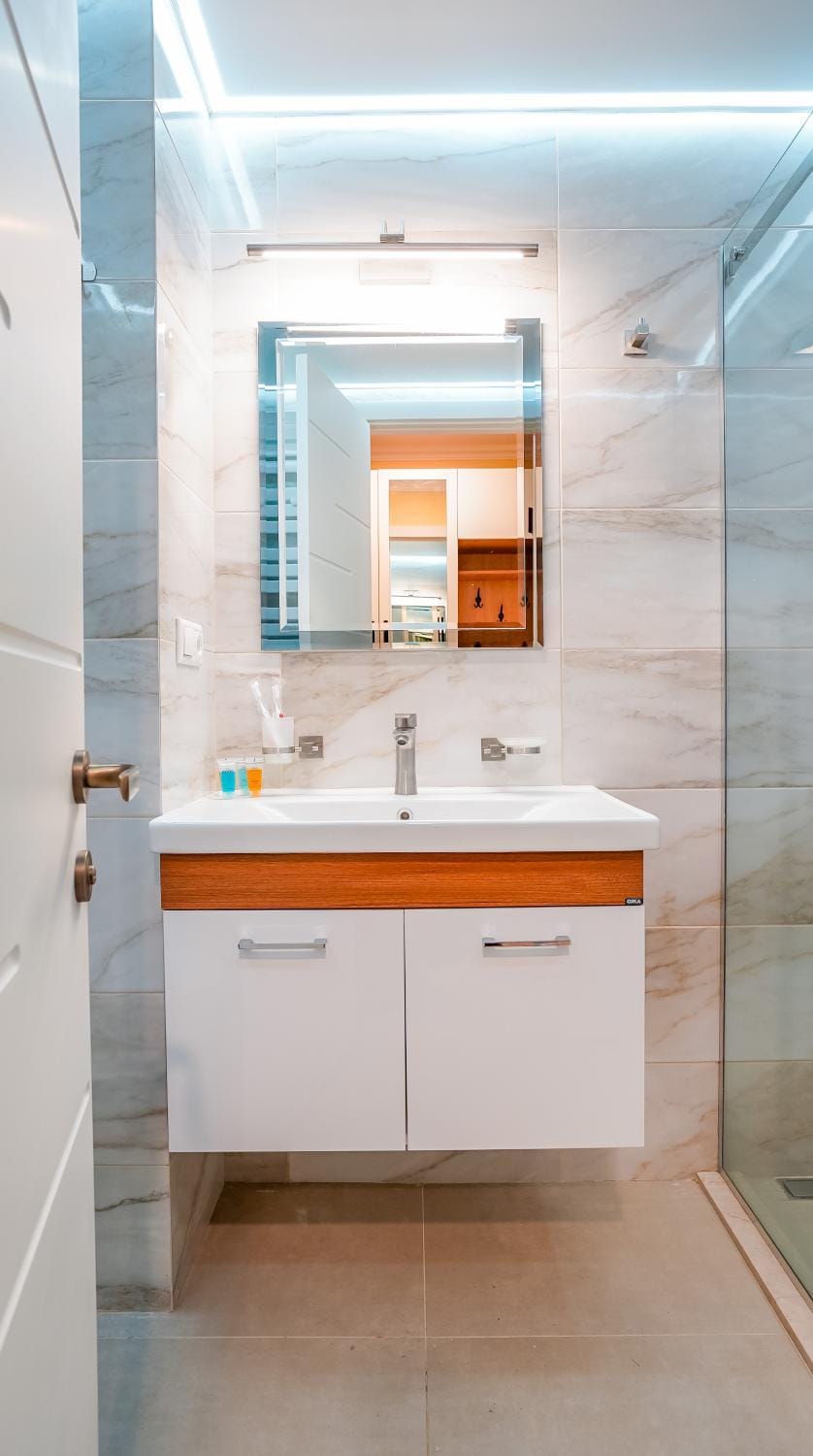 Shower, Bathroom