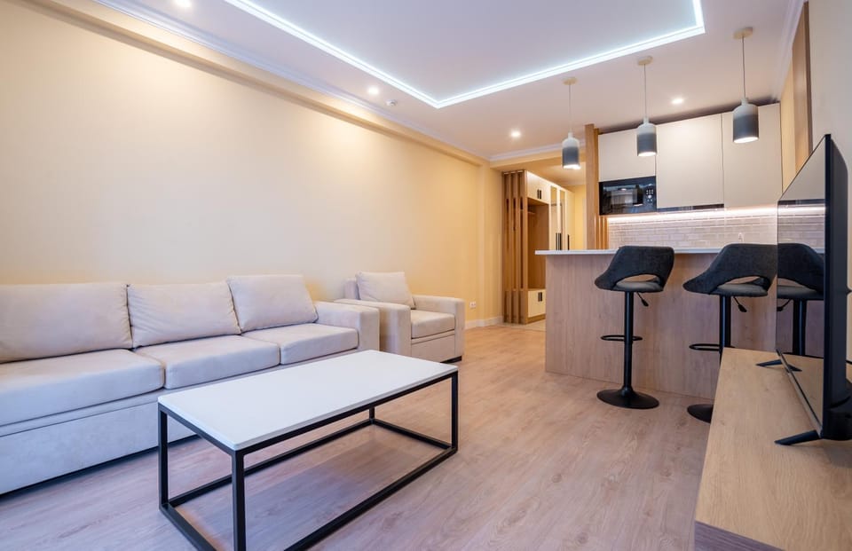 Kitchen or kitchenette, Living room, Seating area