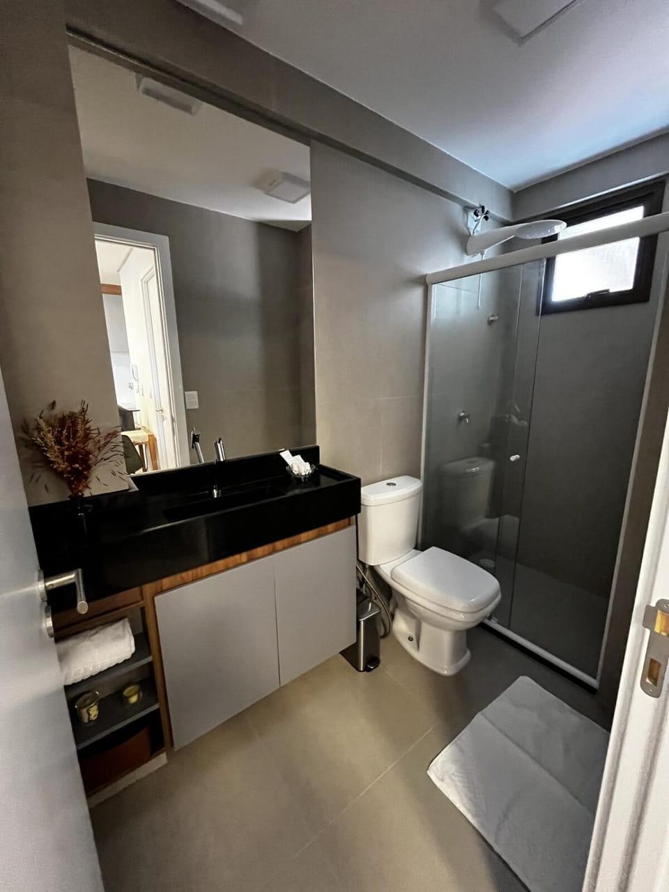 Shower, Bathroom, towels
