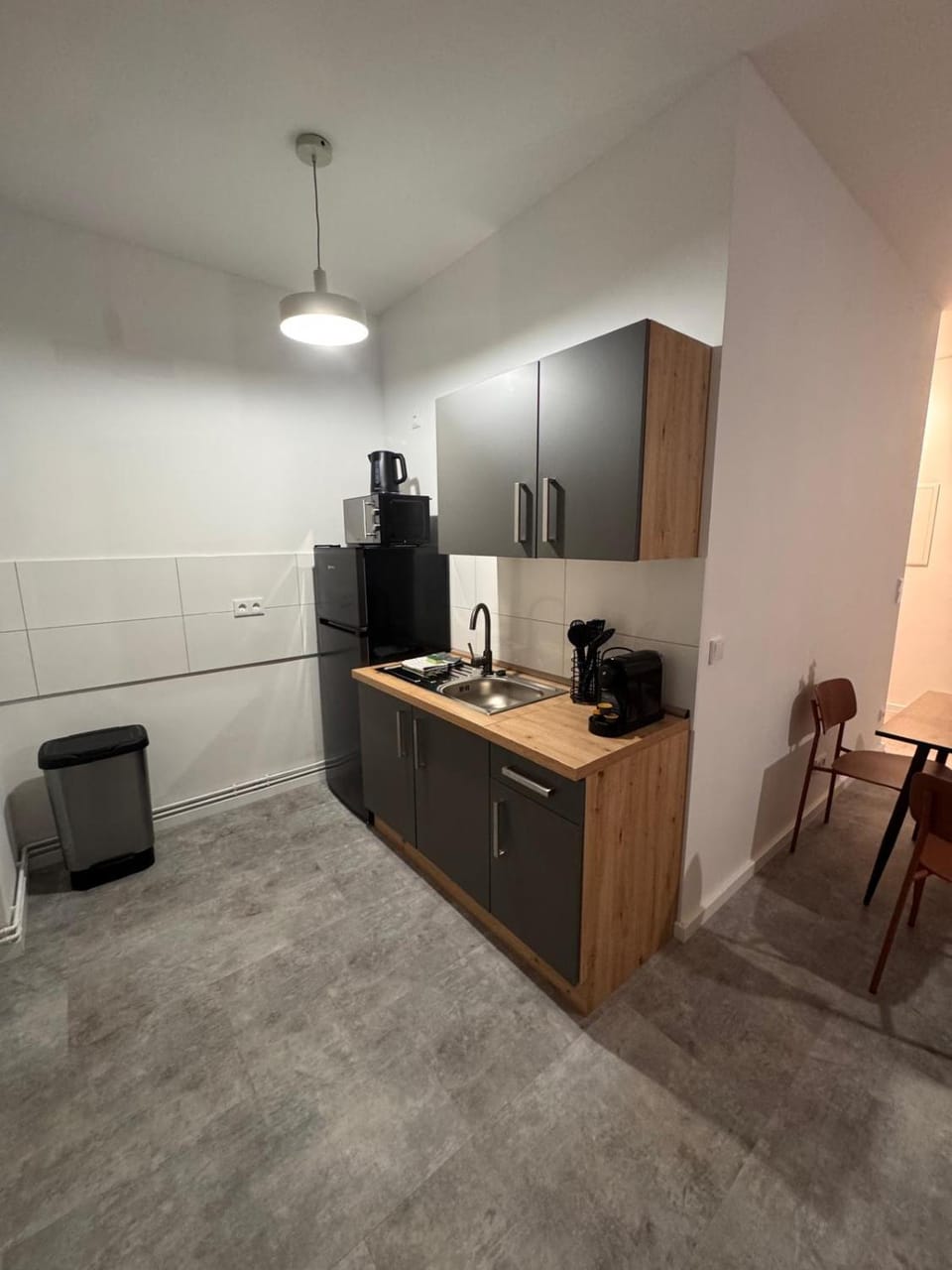 Cozy Studio Steglitz Sleeps 4 Near center Apartment in Berlin