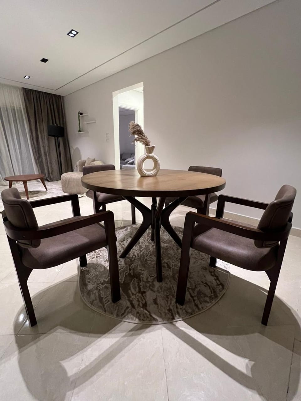 Luxury Stay, High End Finished Home Near Airport Apartment in New Cairo City