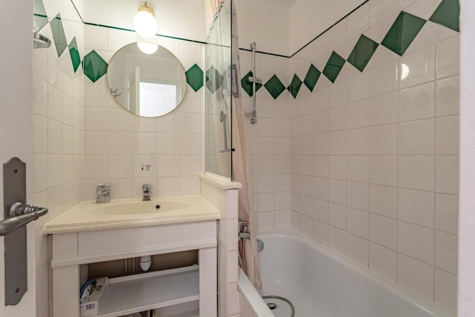 Jolie T2 dans une résidence arborée avec piscine Apartment in Ciboure