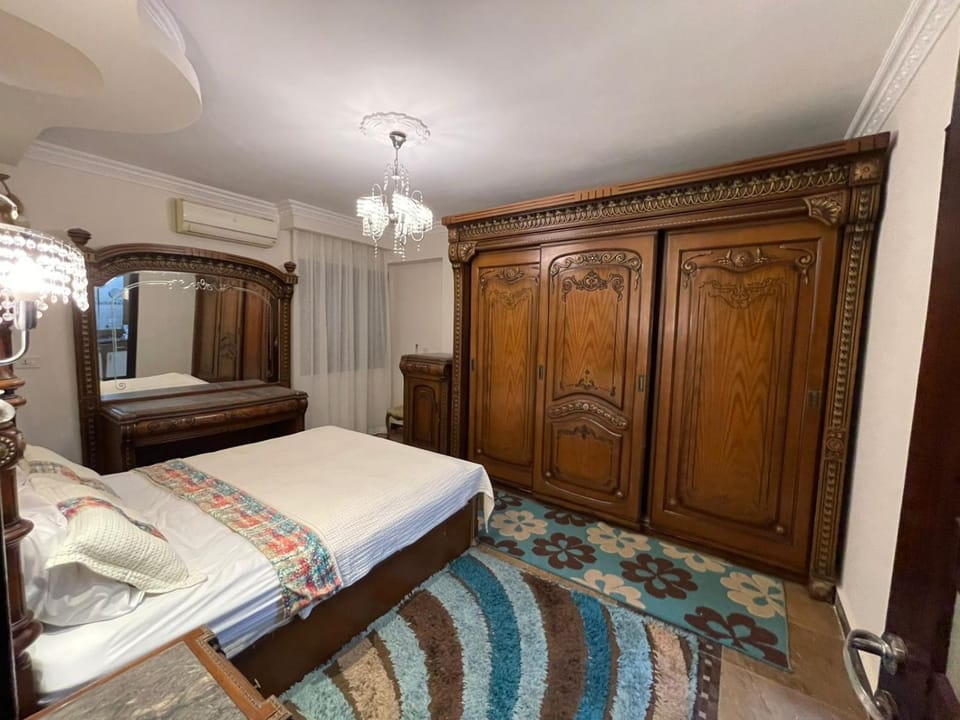 Beautiful and Warm Family Flat, Close to Cairo Airport Apartment in Cairo Governorate