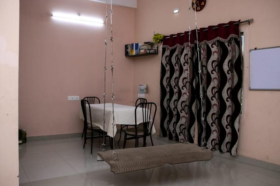 Apna Home Stay Apartment in India