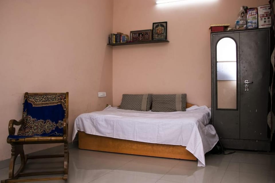 Apna Home Stay Apartment in India
