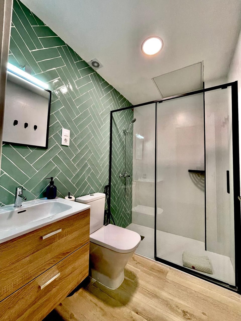 Shower, Bathroom