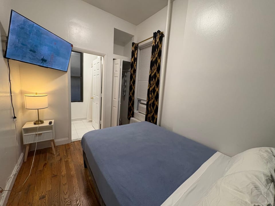 The Midtown Ninth Manhattan Times Square Apartment in Midtown