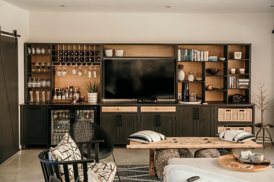 Communal lounge/ TV room, Lounge or bar