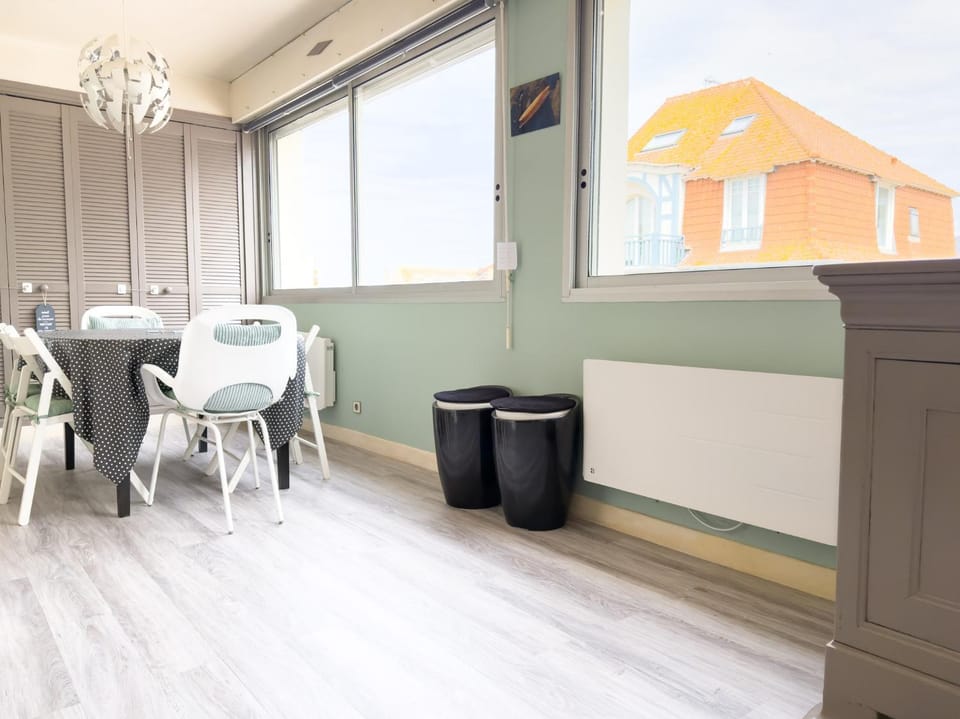 Appartement plein centre avec parking secure Apartment in Hauts-de-France