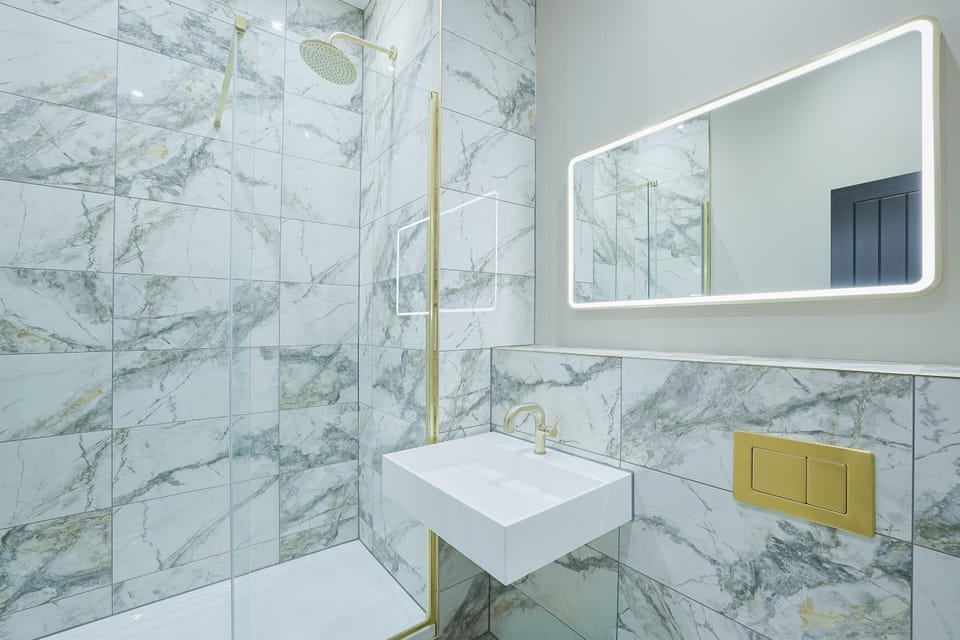 Shower, Bathroom
