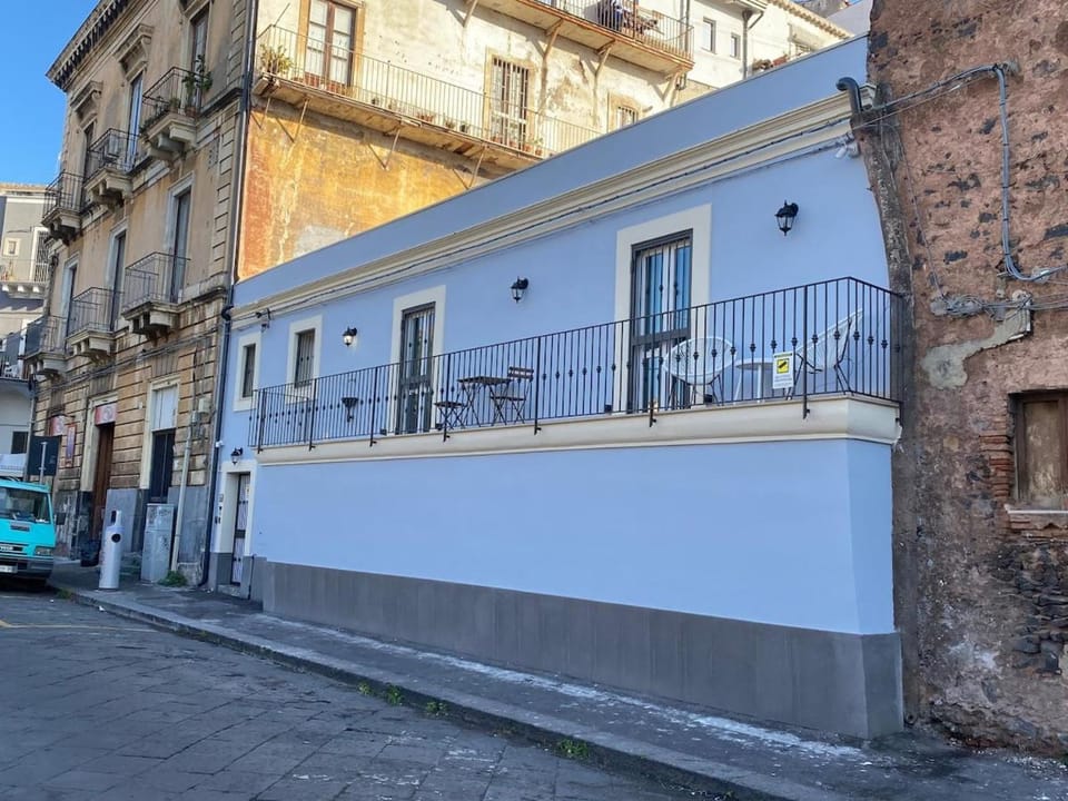 Property building, Facade/entrance