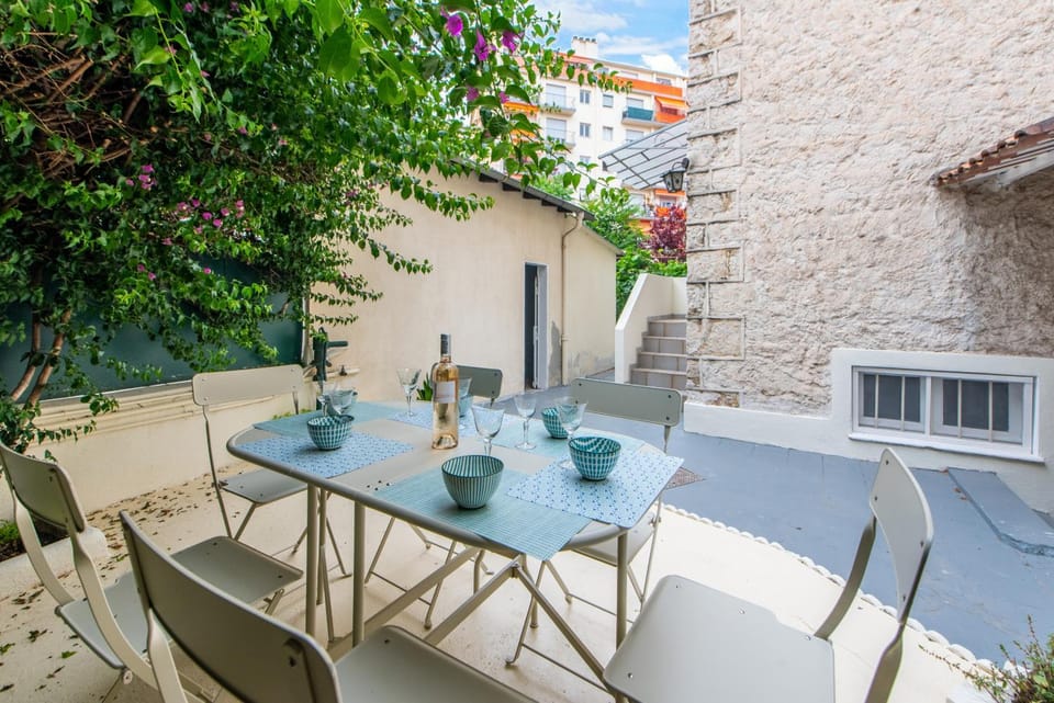 Patio, Garden, Garden view