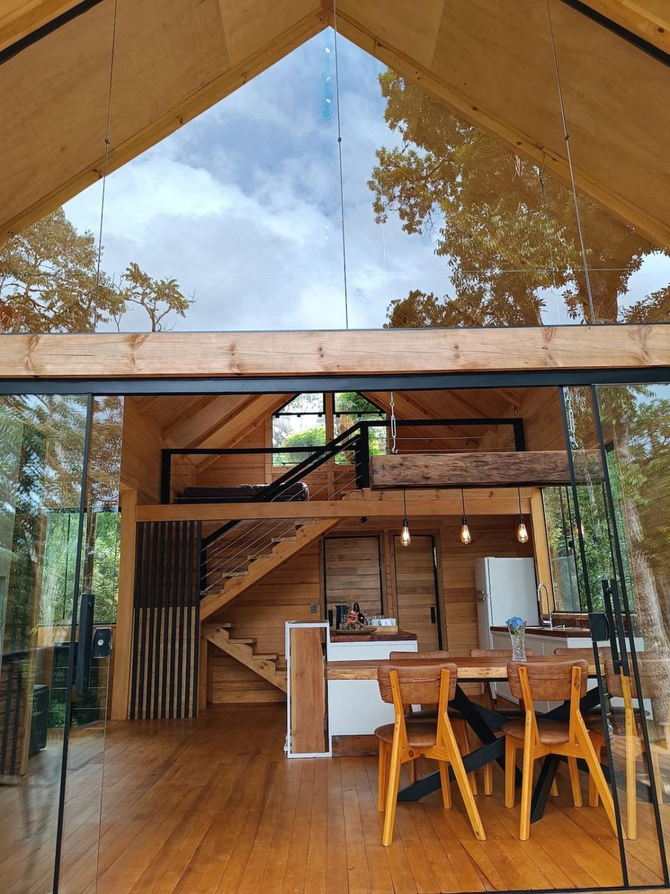 Cabana Celeiro com cômodo secreto em Campo Alegre SC Chalet in Joinville