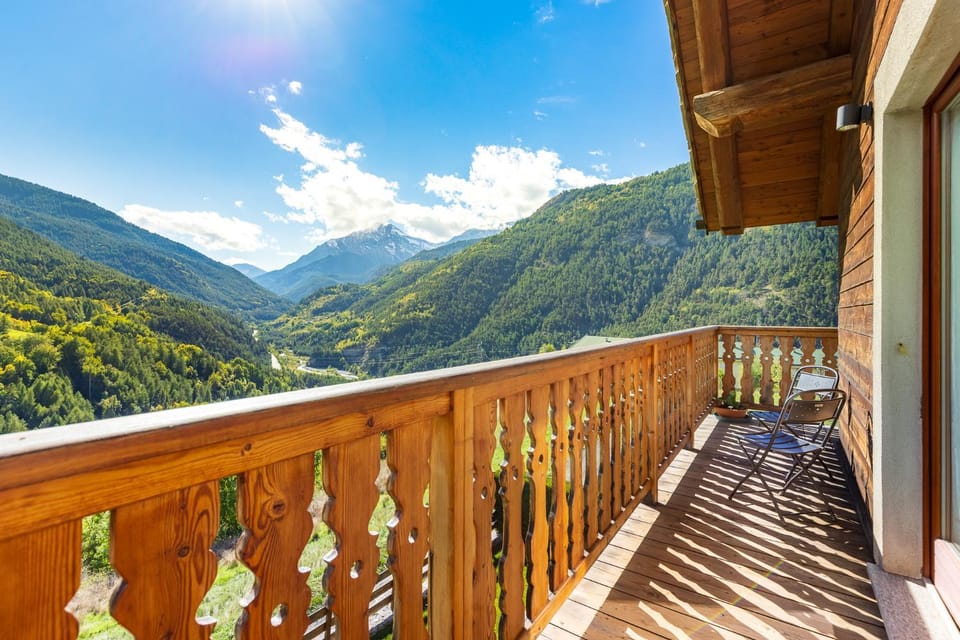 Hostdomus - Chalet Wood Apartment in Piedmont