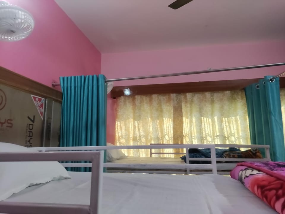 Shivaksh stay hub Vacation rental in Uttar Pradesh